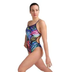 Arena Vrouwenbadpak Met Kant Aan De Achterkant - Navy/Multi -Badpak Verkoop Winkel arena vrouwenbadpak met kant aan de achterkant navymulti 2