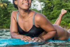 BIKINITOP ASTRID BALCONETTEMODEL MET COMFORTABELE BEUGELS IN TEXTIEL ZWART -Badpak Verkoop Winkel bikinitop astrid balconettemodel met comfortabele beugels in textiel zwart 13