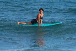 BIKINITOP ASTRID BALCONETTEMODEL MET COMFORTABELE BEUGELS IN TEXTIEL ZWART -Badpak Verkoop Winkel bikinitop astrid balconettemodel met comfortabele beugels in textiel zwart 15