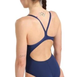 Arena Gemarmerd Halterbadpak - Navy/Multi -Badpak Verkoop Winkel gemarmerd lightdrop back badpak marineblauwmulti 3